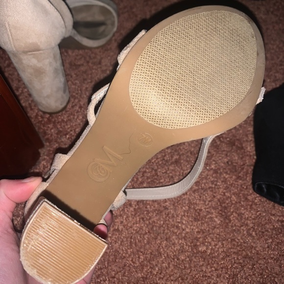 Chelsea Moreland high heels size 7 - Picture 4 of 6